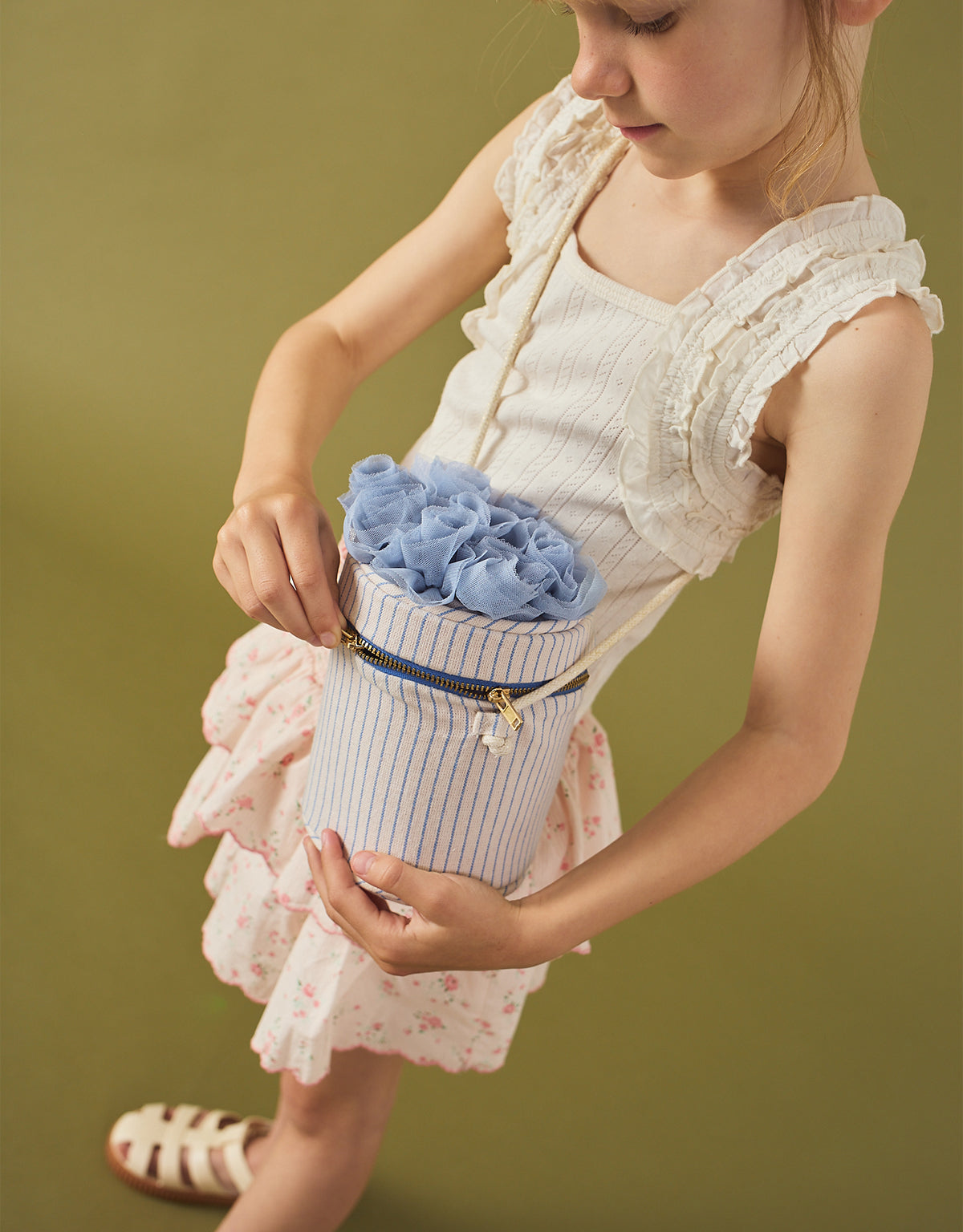 Norlyn Flower Pot Sling Bag product photo