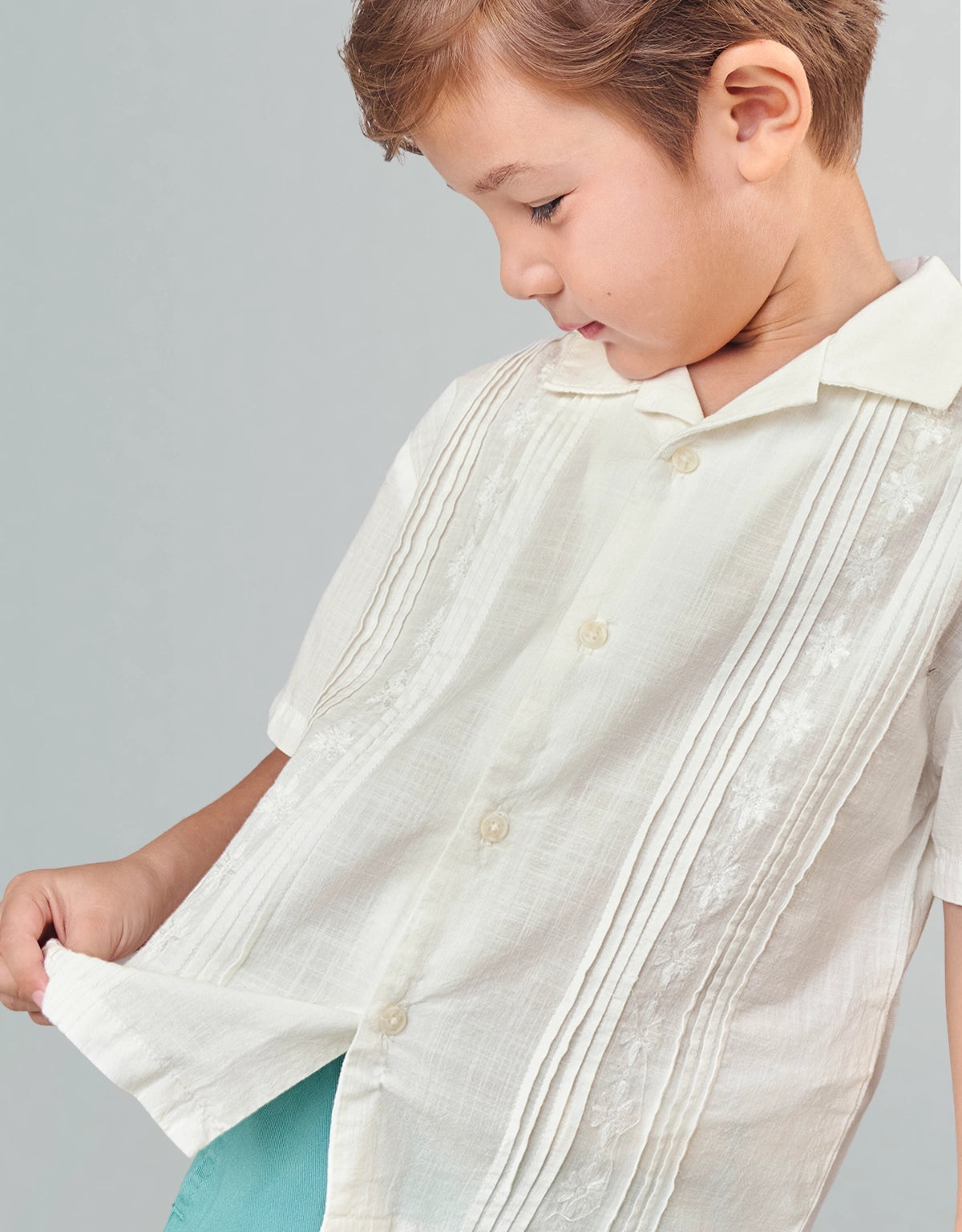 DAVID EMBROIDERED COTTON GUAYABERA SHIRT