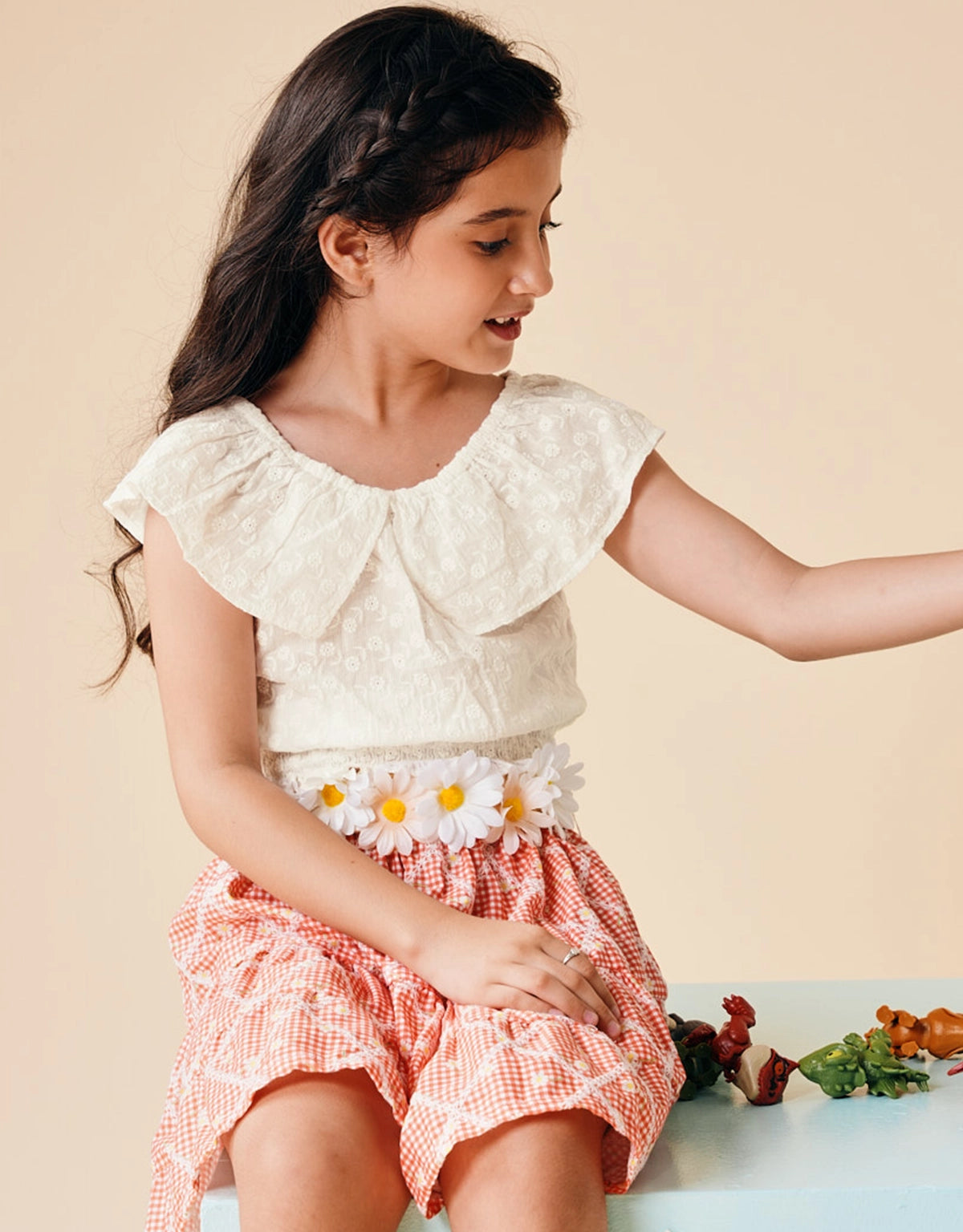 FELICIA EMBROIDERED TOP WITH WIDE RUFFLED NECKLINE