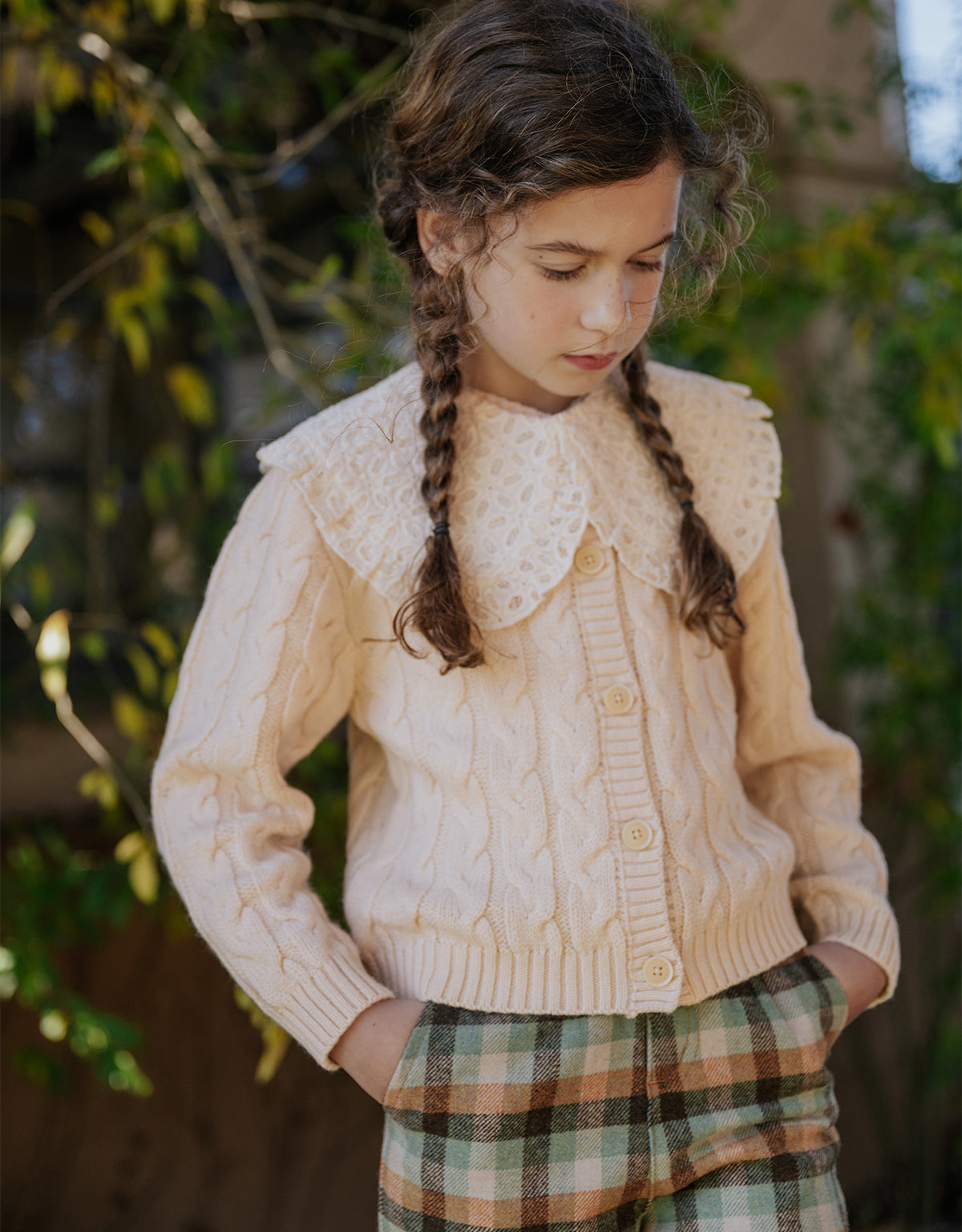 HILARY CARDIGAN BEIGE WITH DETACHABLE BIG EYELET COLLAR