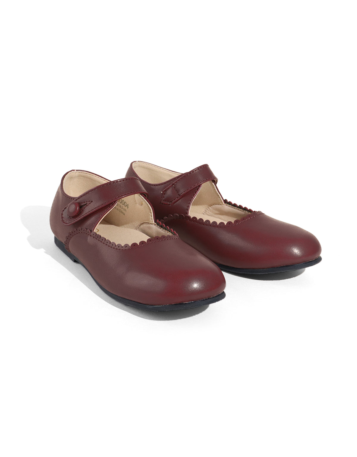 Mary Jane Shoes with Scallop Details