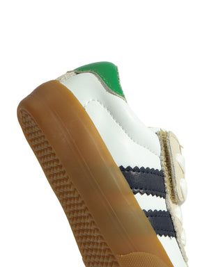 Lace-Up Striped Low-Cut Sneakers outfit styling