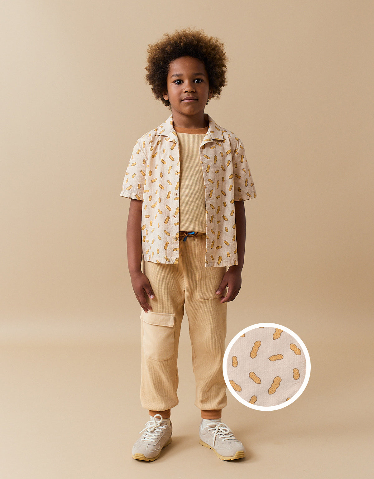 EMMETT SHIRT IN ALL-OVER PEANUT PRINT