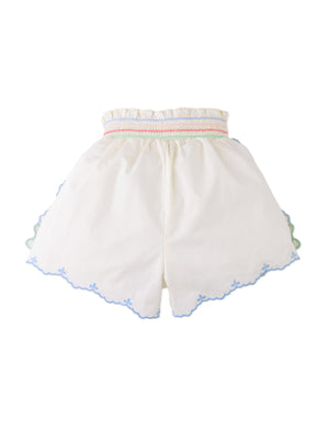 Jisoo Shorts with Butterfly Embroidery & Scalloped Edges outfit styling