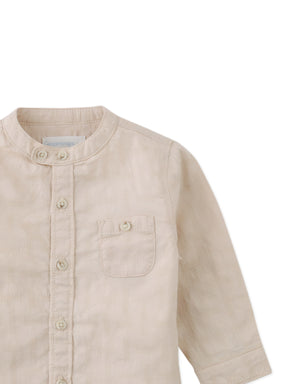 Baby Dot Textured Pattern Extended Collar Band Shirt close-up detail
