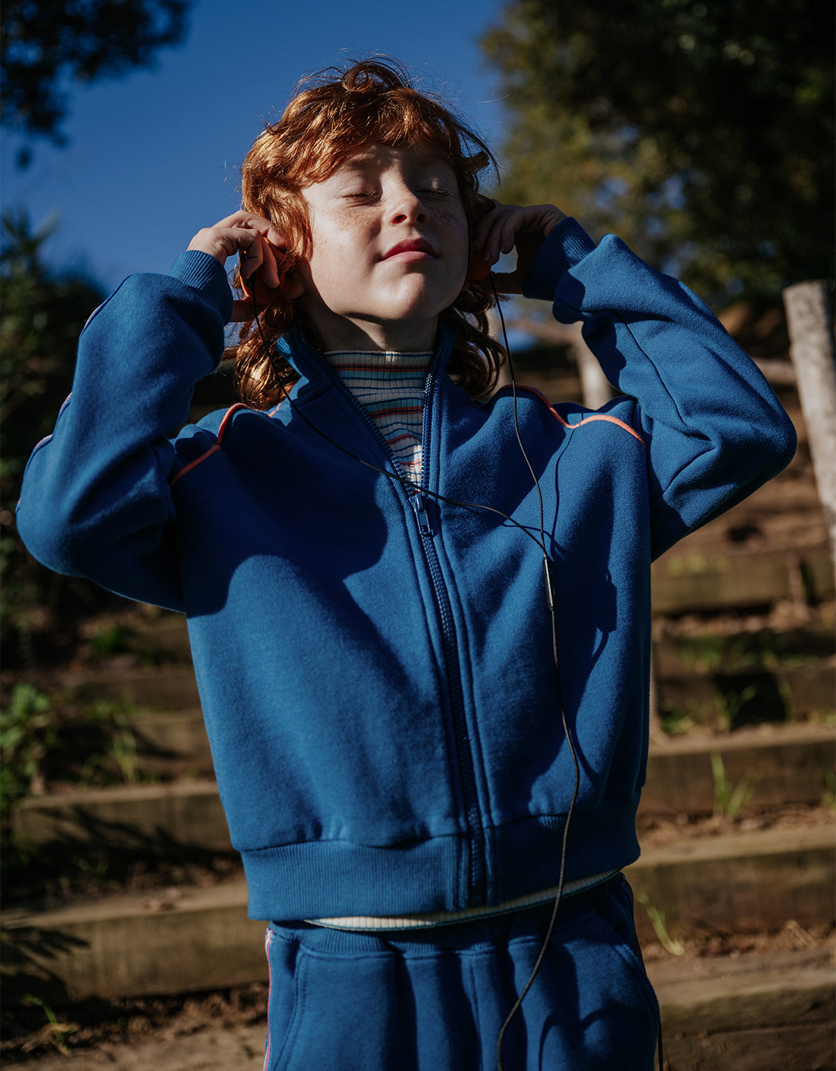 VICTOR ZIP-UP TRACK JACKET BLUE WITH STRIPE DETAILING