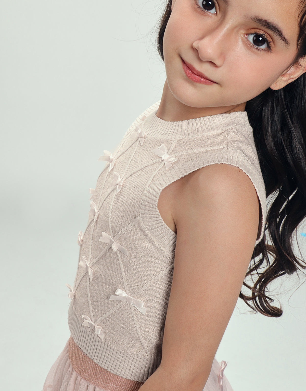 FIONA KNITTED TOP WITH VELVET BOW APPLIQUES