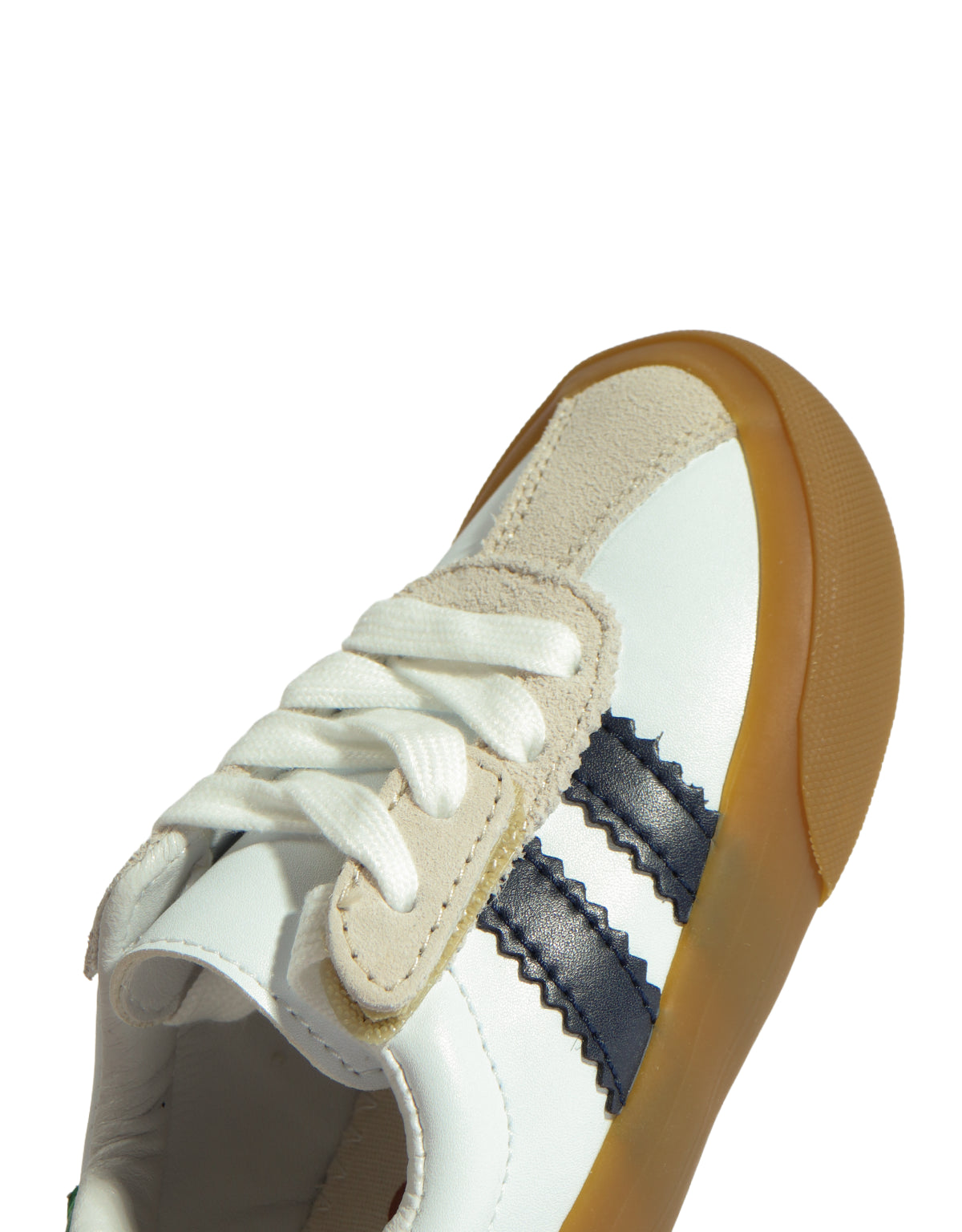 Lace-Up Striped Low-Cut Sneakers style detail
